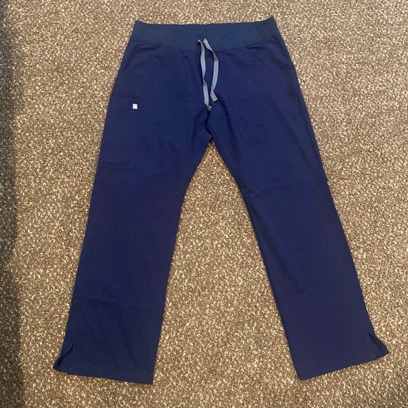 Figs Pants - Navy Figs Women’s Cargo Size Large Regular